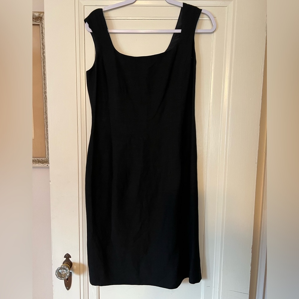 Gabrielle Carlson Black Linen Sleeveless Knee Length Dress
